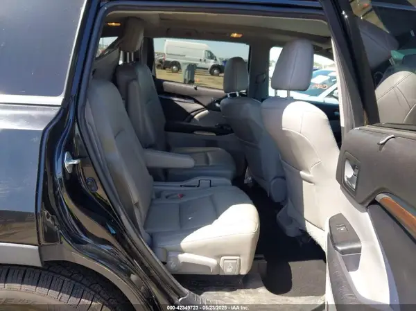 5TDDKRFH5GS292104 2016 TOYOTA HIGHLANDER - Image 8