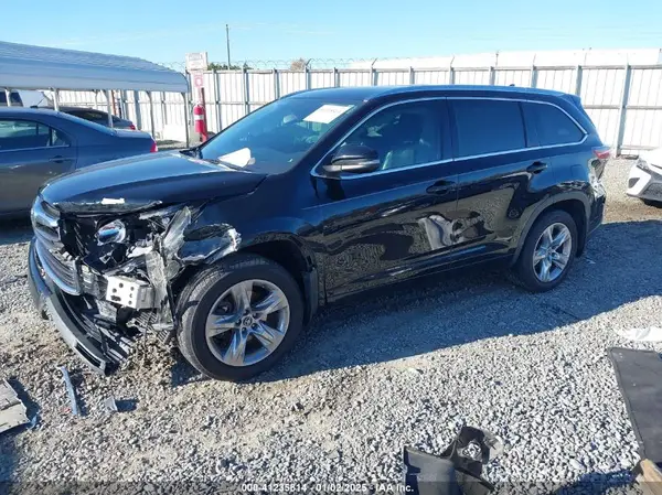 5TDDKRFH5GS292507 2016 TOYOTA HIGHLANDER - Image 2