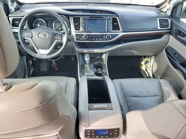 5TDDKRFH5GS337235 2016 TOYOTA HIGHLANDER - Image 8