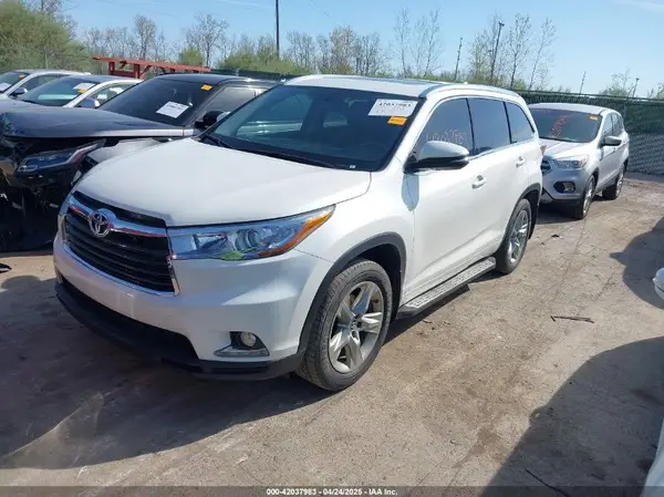 5TDDKRFH5GS337705 2016 TOYOTA HIGHLANDER - Image 2