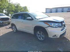 5TDDKRFH5GS338935 2016 TOYOTA HIGHLANDER
