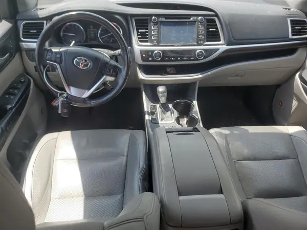 5TDDKRFH6ES040133 2021 TOYOTA HIGHLANDER - Image 8