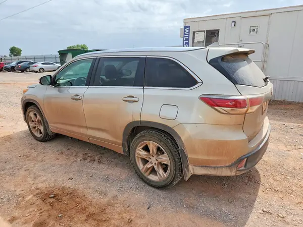 5TDDKRFH6GS230355 2016 TOYOTA HIGHLANDER - Image 2