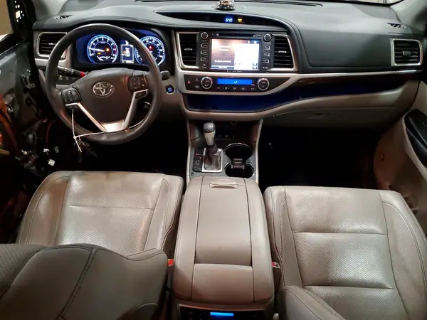 5TDDKRFH6GS250797 2016 TOYOTA HIGHLANDER - Image 8