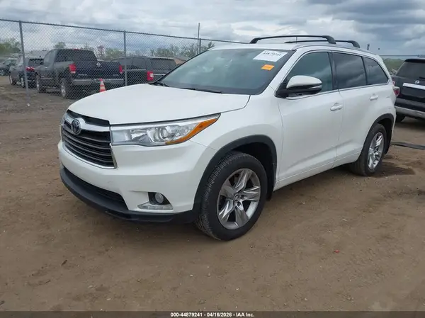 5TDDKRFH6GS269799 2016 TOYOTA HIGHLANDER - Image 2