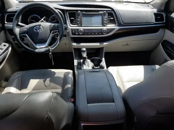 5TDDKRFH6GS288336 2016 TOYOTA HIGHLANDER - Image 8