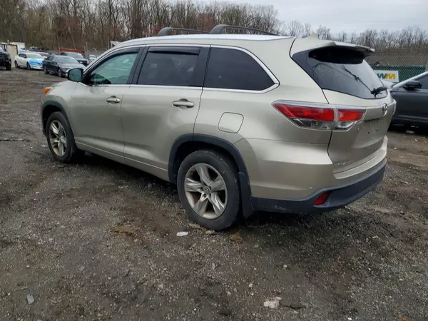 5TDDKRFH6GS300761 2016 TOYOTA HIGHLANDER - Image 2