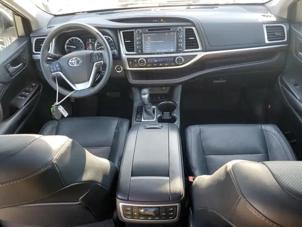 5TDDKRFH6GS335073 2016 TOYOTA HIGHLANDER - Image 8