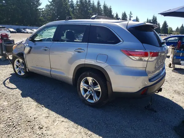 5TDDKRFH6GS340404 2016 TOYOTA HIGHLANDER - Image 2