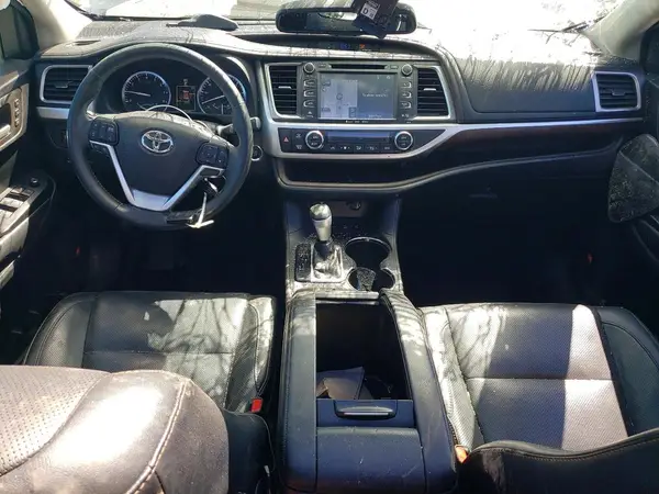 5TDDKRFH6GS340404 2016 TOYOTA HIGHLANDER - Image 8