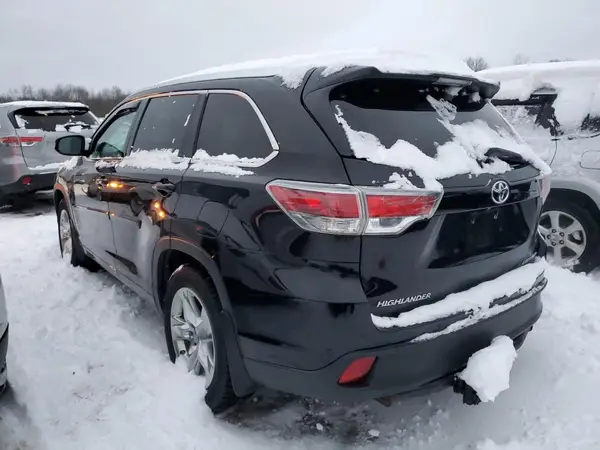 5TDDKRFH6GS343965 2016 TOYOTA HIGHLANDER - Image 2