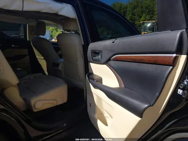 5TDDKRFH6GS351242 2016 TOYOTA HIGHLANDER - Image 8