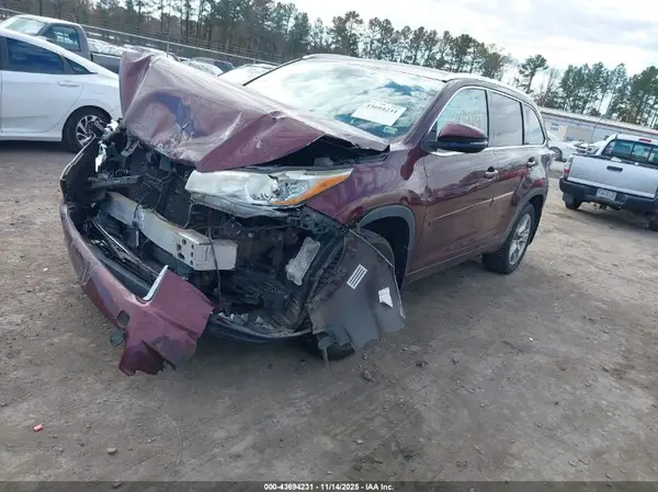 5TDDKRFH7GS227481 2016 TOYOTA HIGHLANDER - Image 2