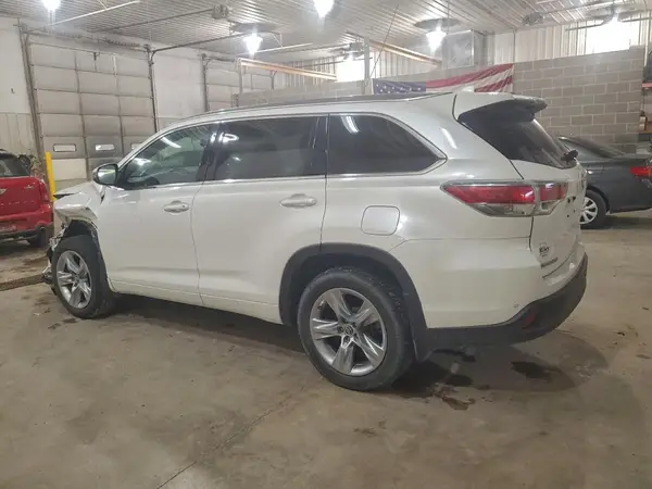 5TDDKRFH7GS228159 2016 TOYOTA HIGHLANDER - Image 2