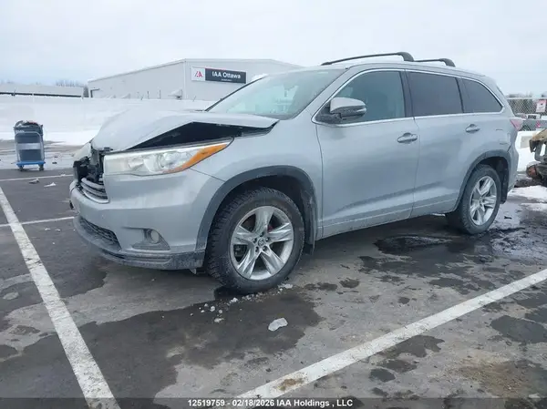 5TDDKRFH7GS239954 2016 TOYOTA HIGHLANDER - Image 2