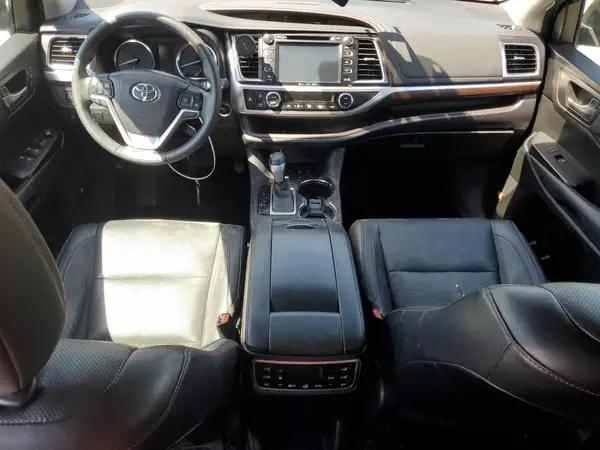 5TDDKRFH7GS260609 2016 TOYOTA HIGHLANDER - Image 8