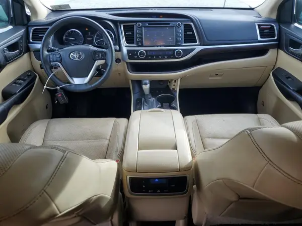 5TDDKRFH7GS271657 2016 TOYOTA HIGHLANDER - Image 8