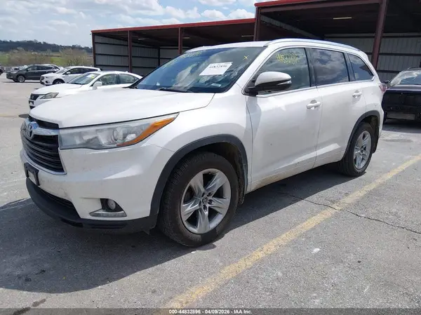 5TDDKRFH7GS272856 2016 TOYOTA HIGHLANDER - Image 2