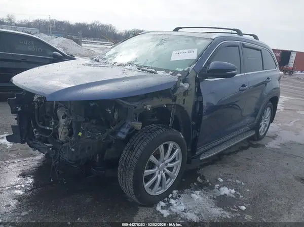5TDDKRFH7GS283629 2016 TOYOTA HIGHLANDER - Image 2