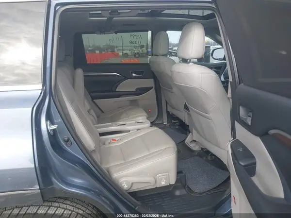 5TDDKRFH7GS283629 2016 TOYOTA HIGHLANDER - Image 8