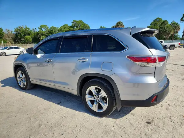 5TDDKRFH7GS287051 2016 TOYOTA HIGHLANDER - Image 2