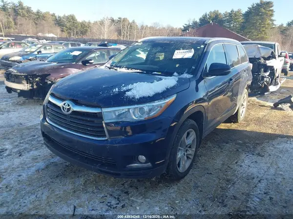 5TDDKRFH7GS290046 2016 TOYOTA HIGHLANDER - Image 2