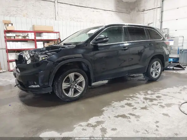 5TDDKRFH7GS299782 2016 TOYOTA HIGHLANDER - Image 2