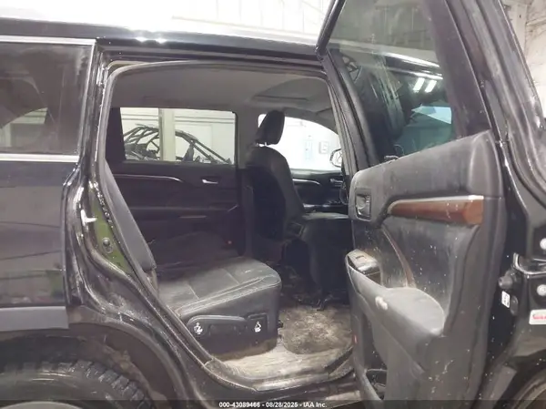 5TDDKRFH7GS299782 2016 TOYOTA HIGHLANDER - Image 8