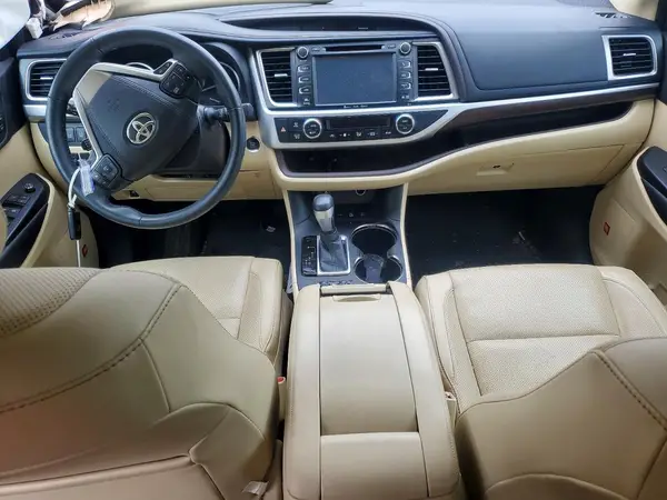 5TDDKRFH7GS316600 2016 TOYOTA HIGHLANDER - Image 8