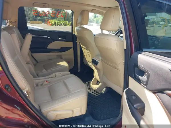 5TDDKRFH7GS325135 2016 TOYOTA HIGHLANDER - Image 8