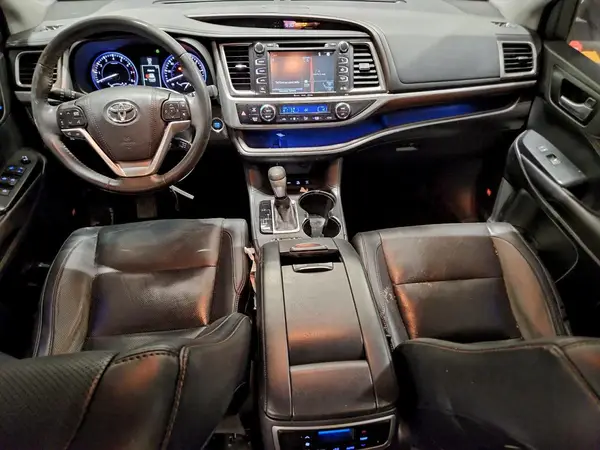 5TDDKRFH7GS326592 2016 TOYOTA HIGHLANDER - Image 8