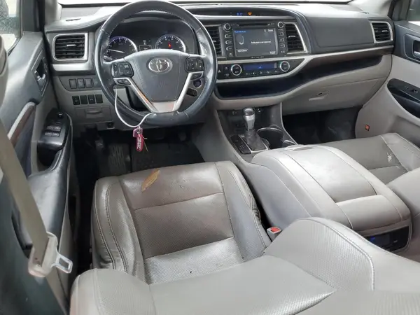 5TDDKRFH7GS328195 2016 TOYOTA HIGHLANDER - Image 8