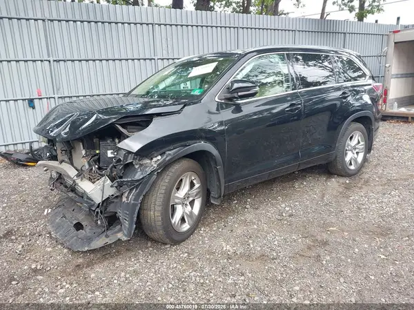 5TDDKRFH7GS338743 2016 TOYOTA HIGHLANDER - Image 2