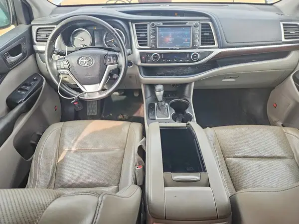 5TDDKRFH7GS356109 2016 TOYOTA HIGHLANDER - Image 8