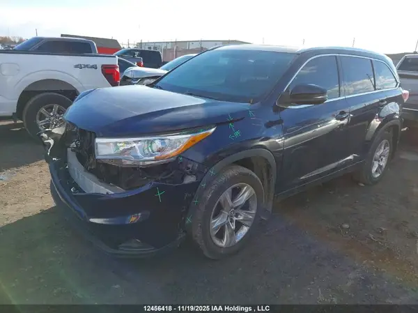 5TDDKRFH8GS228588 2016 TOYOTA HIGHLANDER - Image 2