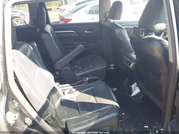 5TDDKRFH8GS248632 2016 TOYOTA HIGHLANDER - Image 8