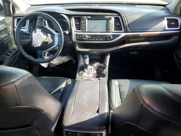 5TDDKRFH8GS257122 2016 TOYOTA HIGHLANDER - Image 8