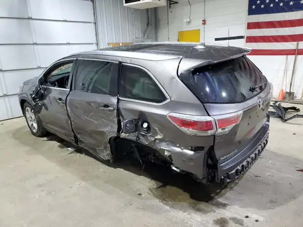 5TDDKRFH8GS267603 2016 TOYOTA HIGHLANDER - Image 2