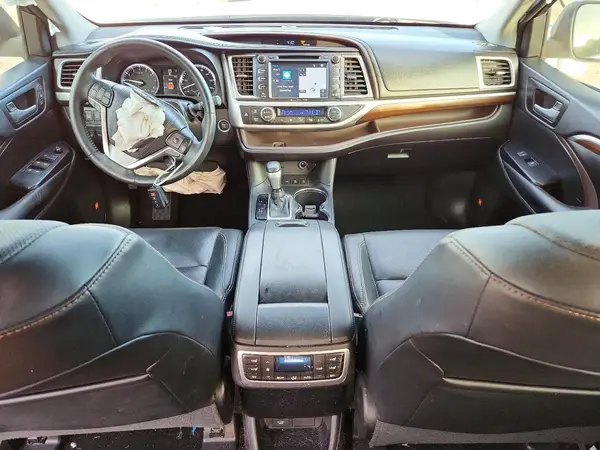 5TDDKRFH8GS272719 2016 TOYOTA HIGHLANDER - Image 8