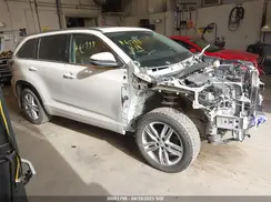 5TDDKRFH8GS303578 2016 TOYOTA HIGHLANDER