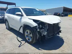 5TDDKRFH8GS330439 2016 TOYOTA HIGHLANDER