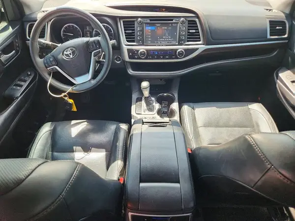 5TDDKRFH8GS346639 2016 TOYOTA HIGHLANDER - Image 8