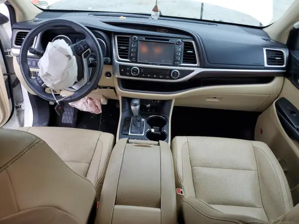 5TDDKRFH8GS348973 2016 TOYOTA HIGHLANDER - Image 8