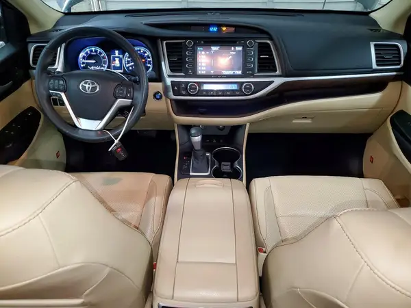 5TDDKRFH8GS354742 2016 TOYOTA HIGHLANDER - Image 8