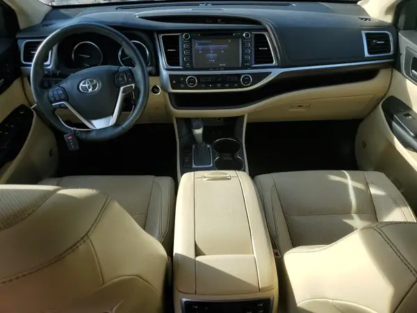 5TDDKRFH9GS286077 2016 TOYOTA HIGHLANDER - Image 8