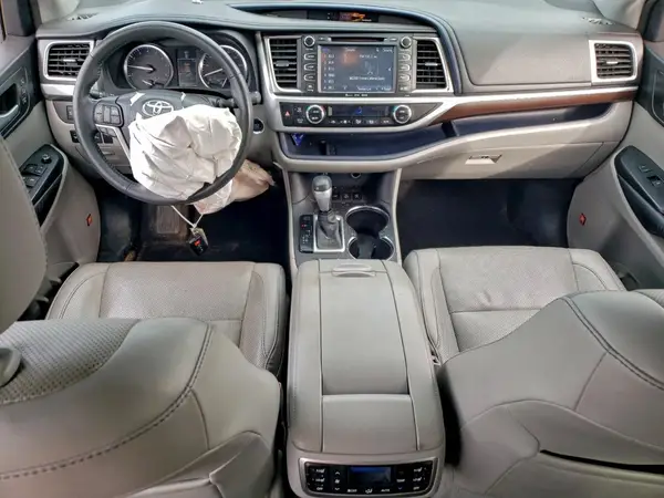 5TDDKRFH9GS288380 2016 TOYOTA HIGHLANDER - Image 8