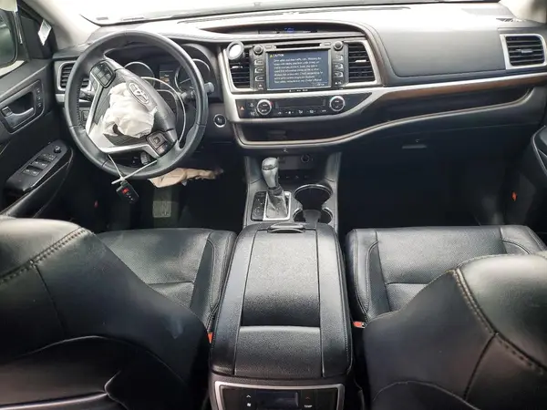 5TDDKRFH9GS292414 2016 TOYOTA HIGHLANDER - Image 8