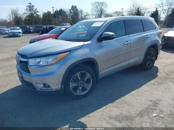 5TDDKRFH9GS310328 2016 TOYOTA HIGHLANDER - Image 2