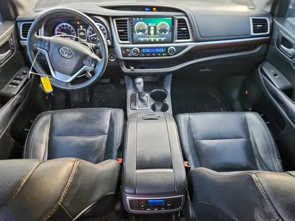5TDDKRFH9GS328196 2016 TOYOTA HIGHLANDER - Image 8