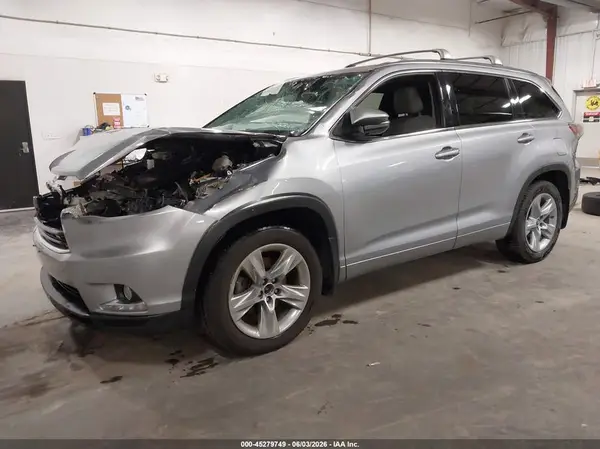 5TDDKRFH9GS334001 2016 TOYOTA HIGHLANDER - Image 2